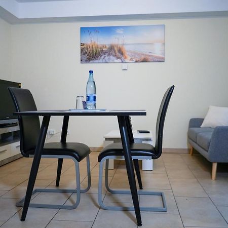 Ferienwohnung In Kaiserslautern-Hohenecken Exteriör bild