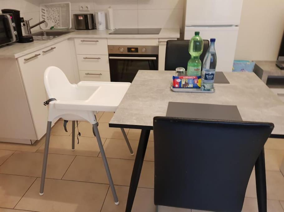 Ferienwohnung In Kaiserslautern-Hohenecken Exteriör bild